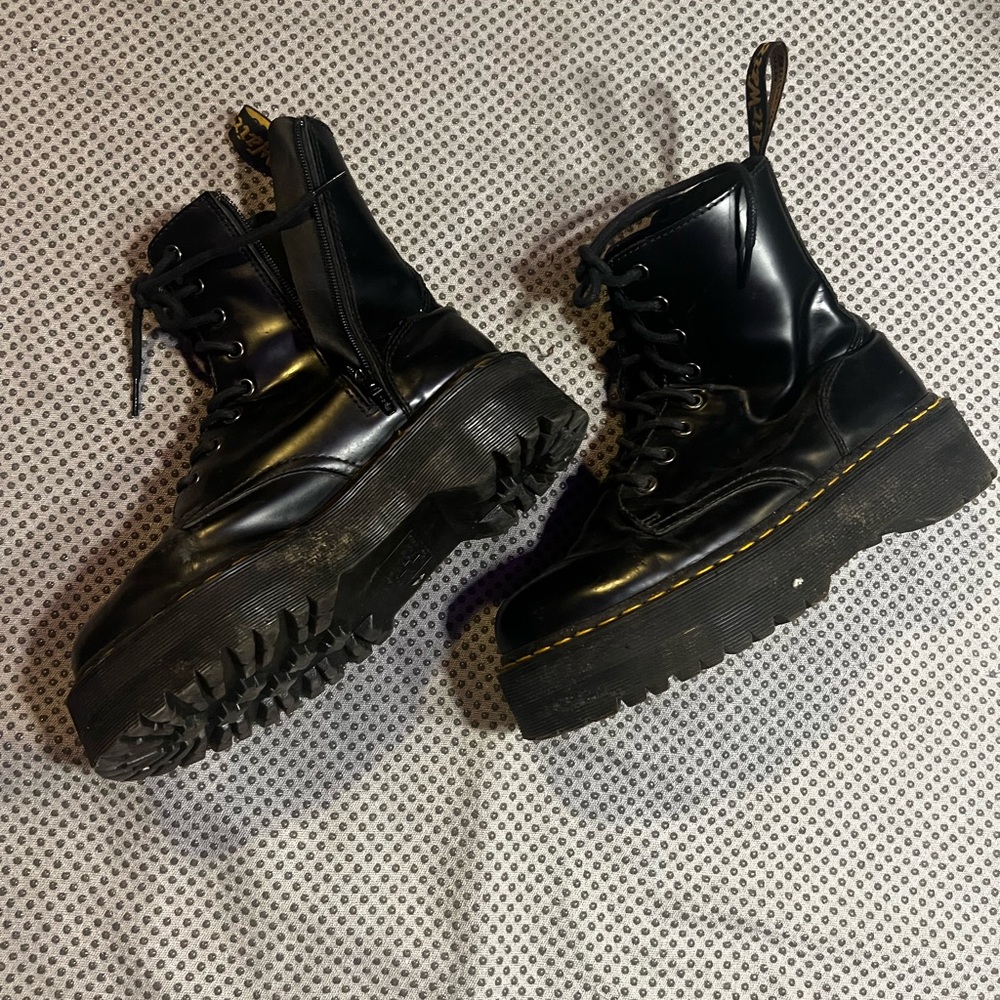 Dr Martín boot with platform used a few times